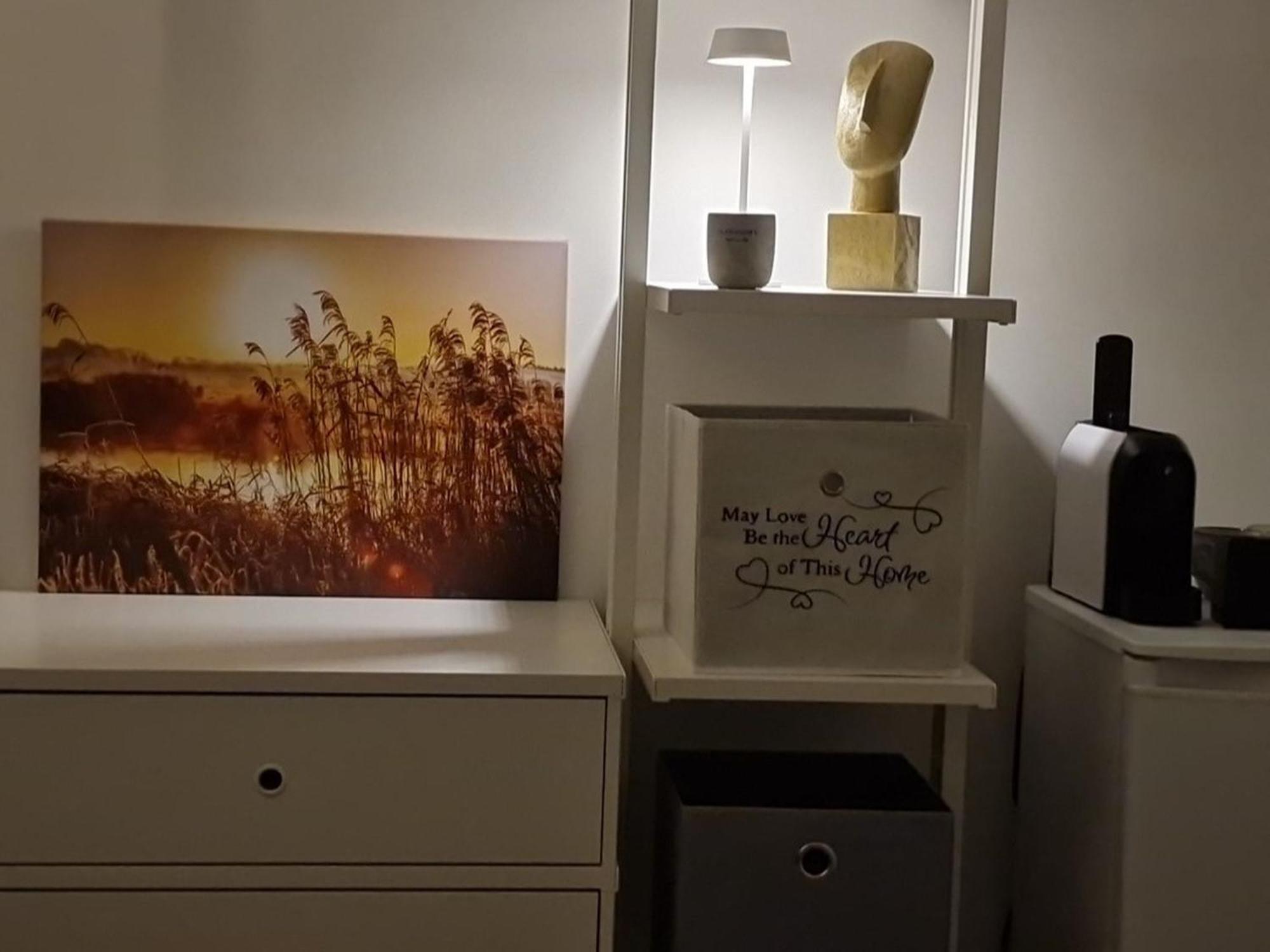 Stadtnahes Gaestezimmer Im Penthouse Bei Esi テュービンゲン エクステリア 写真