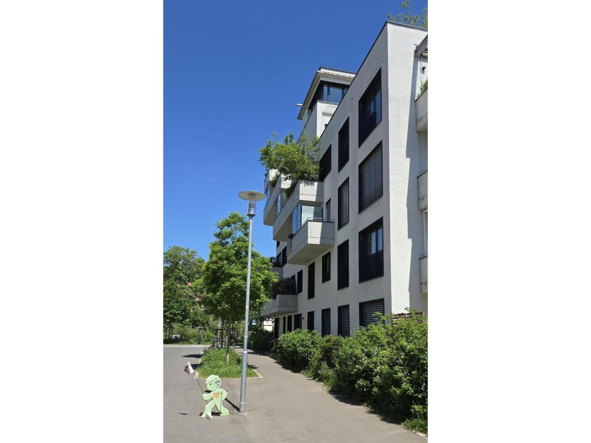 Stadtnahes Gaestezimmer Im Penthouse Bei Esi テュービンゲン エクステリア 写真