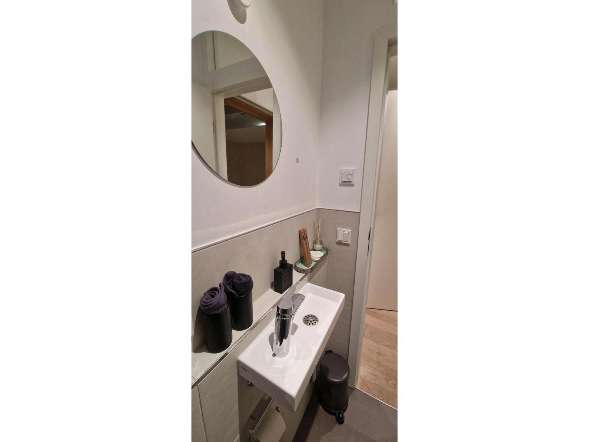 Stadtnahes Gaestezimmer Im Penthouse Bei Esi テュービンゲン エクステリア 写真