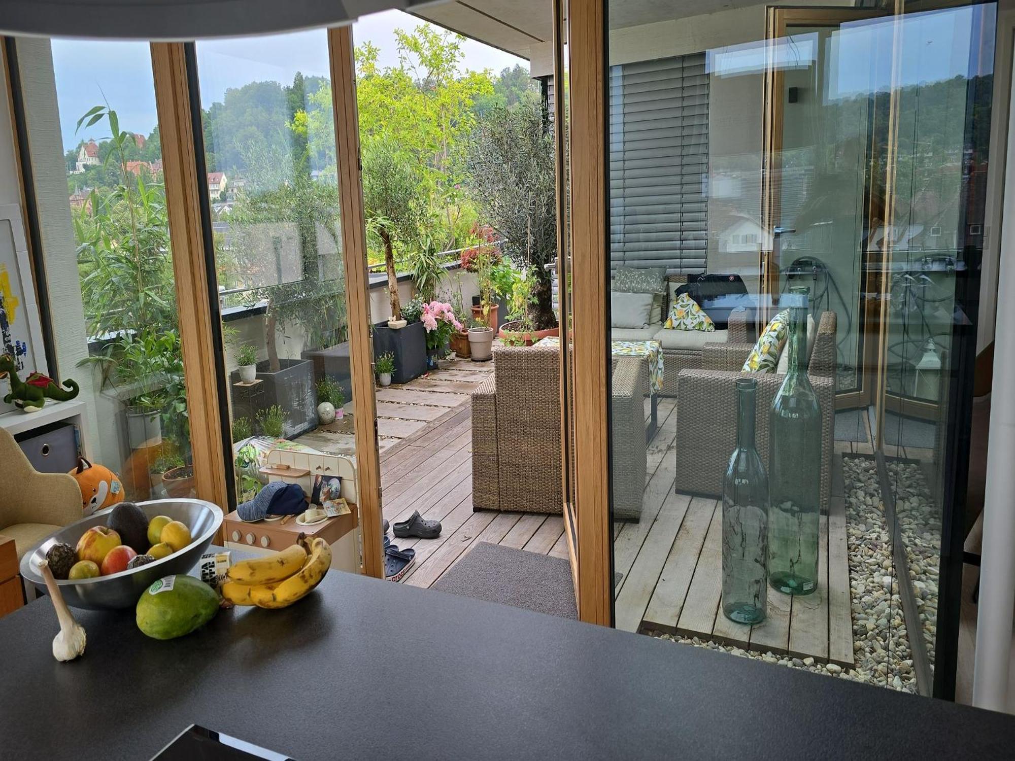 Stadtnahes Gaestezimmer Im Penthouse Bei Esi テュービンゲン エクステリア 写真